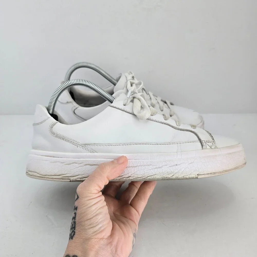 Kizik | Vegas triple white leather sporty slip-on sneakers | WMS 8.5